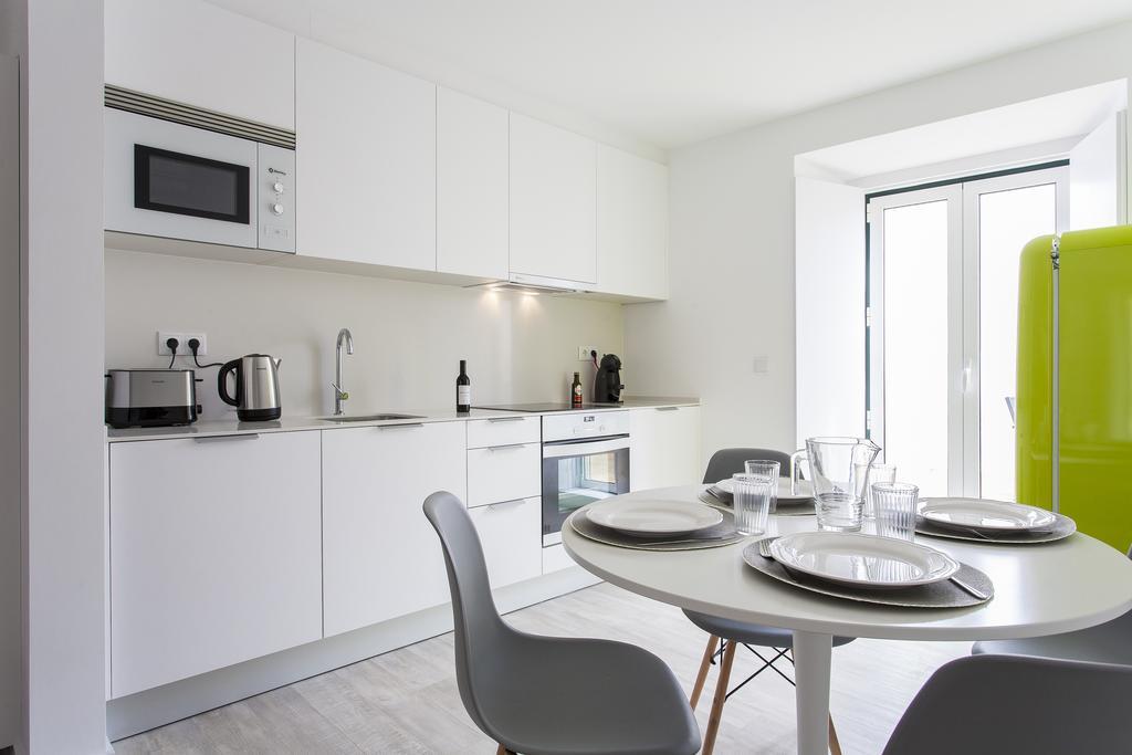 Castelo Picao Apartments ลิสบอน ภายนอก รูปภาพ