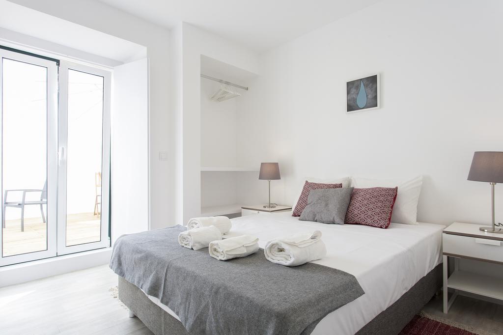 Castelo Picao Apartments ลิสบอน ภายนอก รูปภาพ