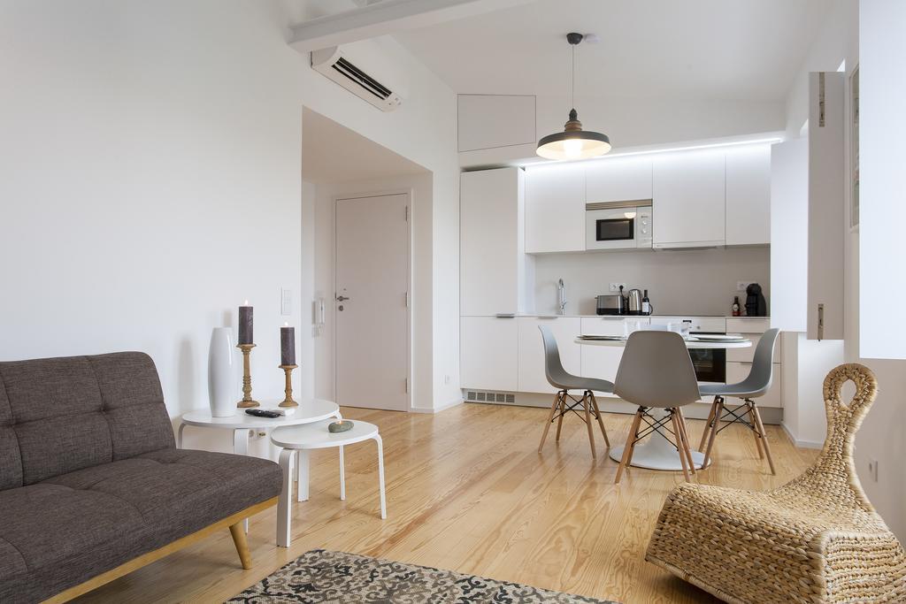 Castelo Picao Apartments ลิสบอน ภายนอก รูปภาพ