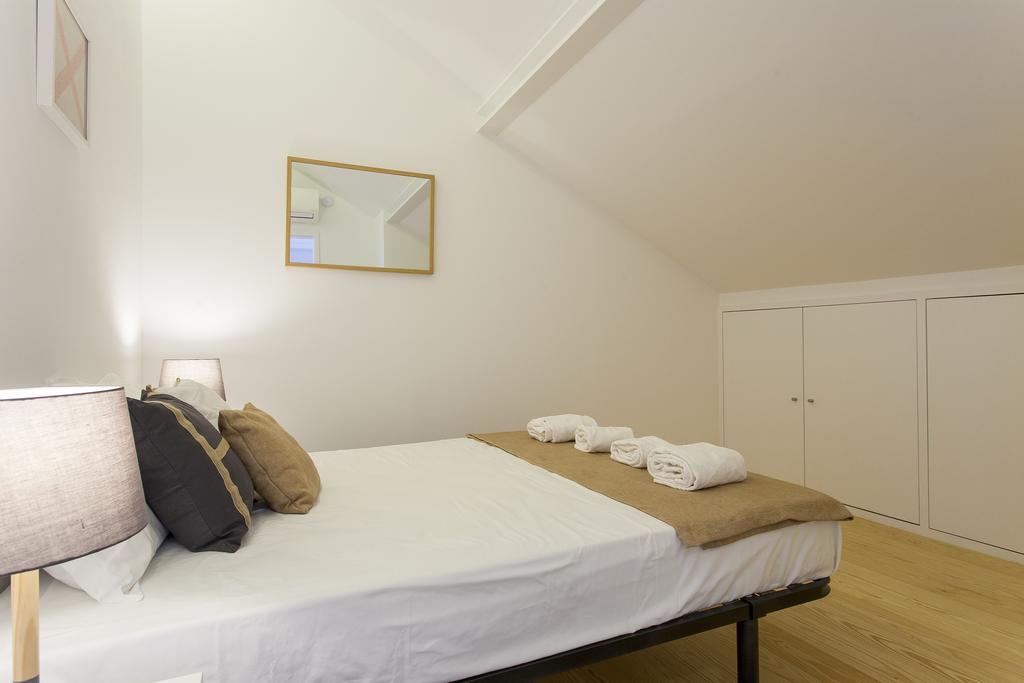 Castelo Picao Apartments ลิสบอน ภายนอก รูปภาพ