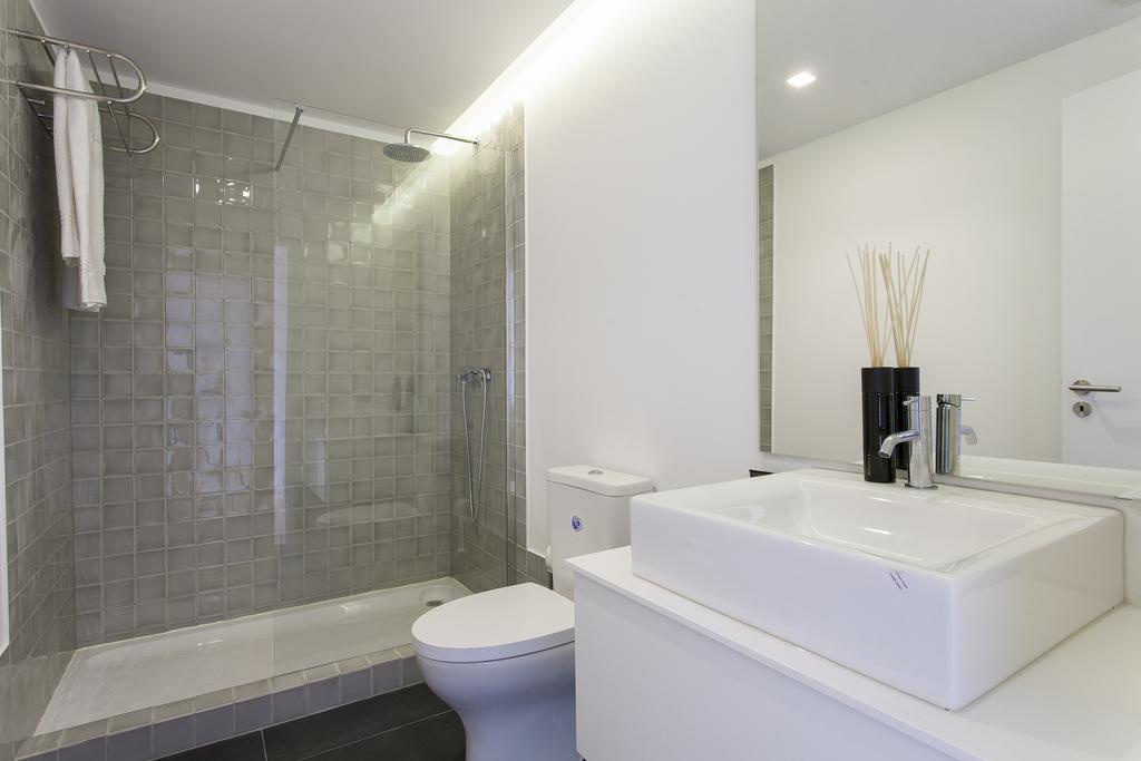 Castelo Picao Apartments ลิสบอน ภายนอก รูปภาพ