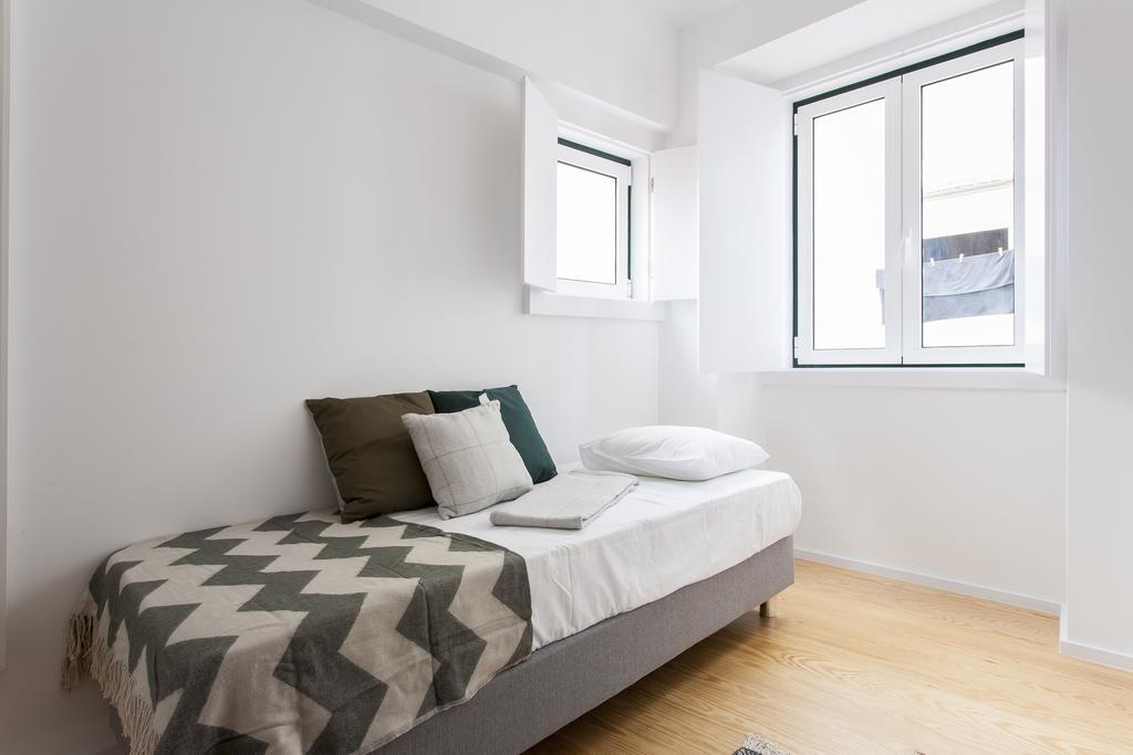 Castelo Picao Apartments ลิสบอน ภายนอก รูปภาพ