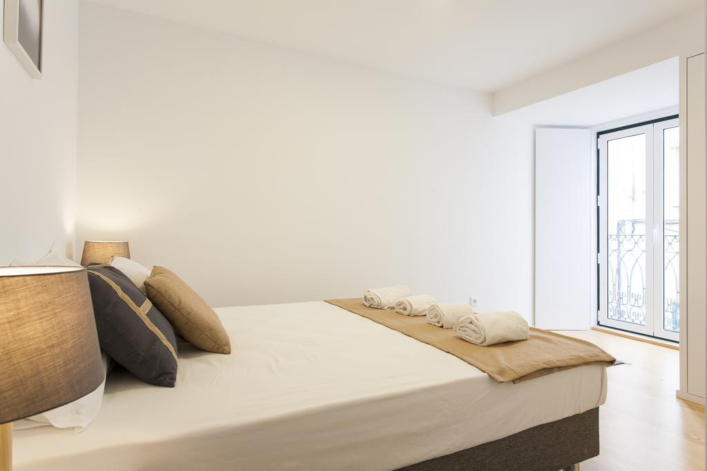Castelo Picao Apartments ลิสบอน ภายนอก รูปภาพ
