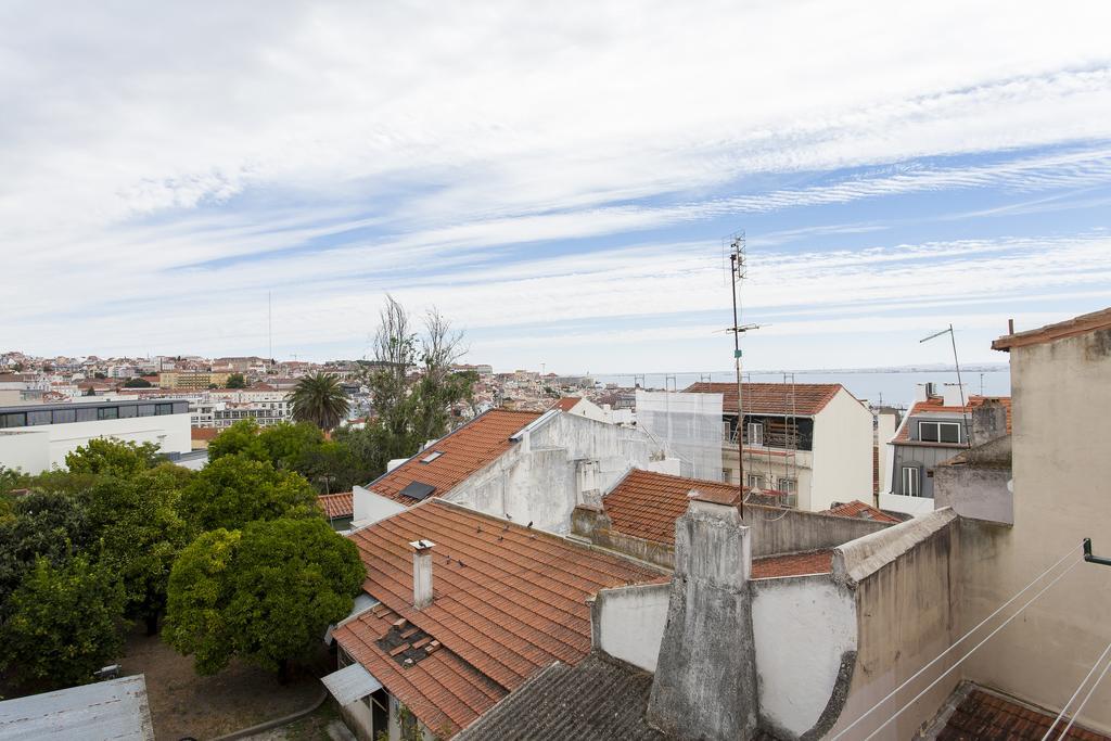 Castelo Picao Apartments ลิสบอน ภายนอก รูปภาพ